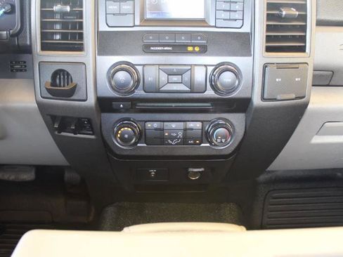 Used 2017 Ford F250 XL w/ XL Value Package RWD image 34