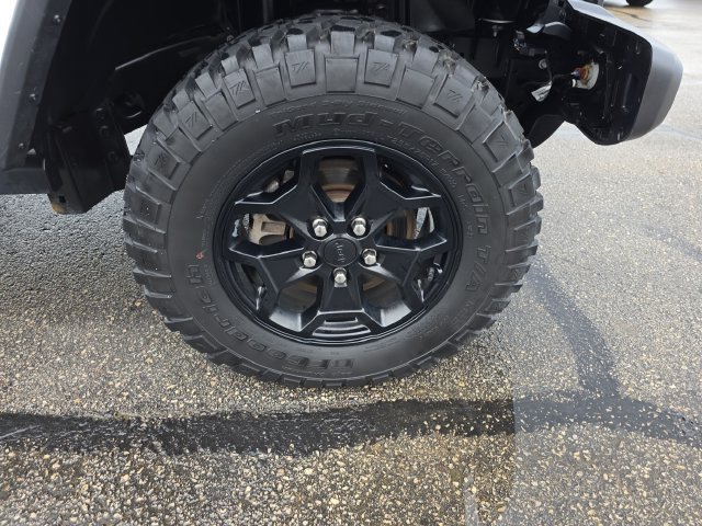 Used 2022 Jeep Gladiator Sport AWD/4WD image 17