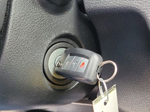 Used 2019 Nissan Rogue Sport S AWD/4WD image 28
