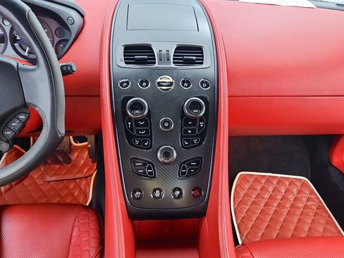 Used 2014 Aston Martin Vanquish Coupe RWD image 27