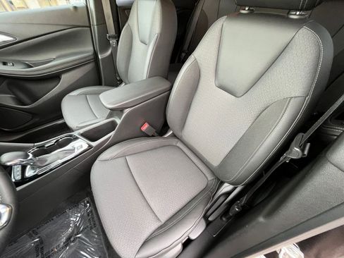 Used 2025 Buick Encore GX Preferred image 36