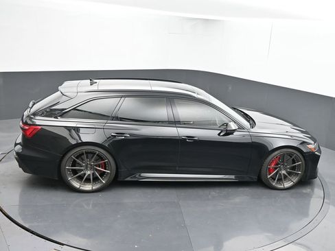 Used 2022 Audi RS 6 w/ Carbon Optic Package image 39