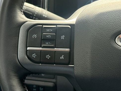 Used 2024 Ford F250 Lariat w/ Sport Appearance Package AWD/4WD image 28