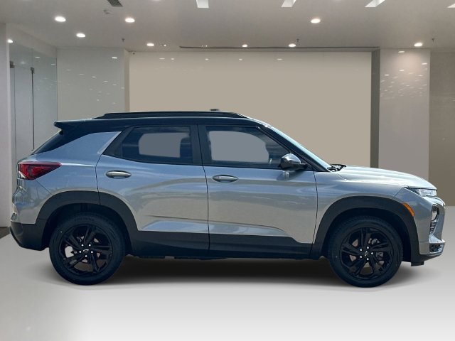 Used 2023 Chevrolet TrailBlazer RS AWD/4WD image 6