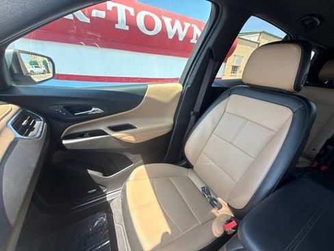 Used 2023 Chevrolet Equinox Premier FWD image 15