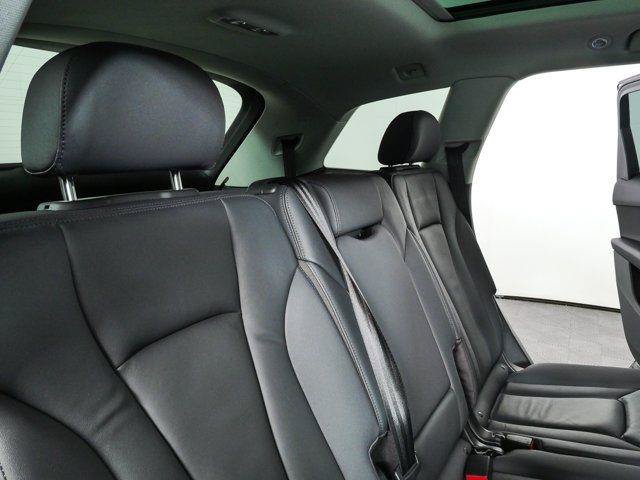 Used 2022 Audi Q7 3.0T Premium w/ Convenience Package AWD/4WD image 23