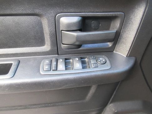 Used 2013 RAM 1500 Tradesman w/ Popular Equipment Group RWD image 23