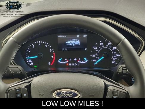 Used 2022 Ford Escape SE w/ Cold Weather Package FWD image 30
