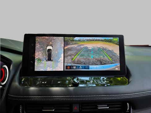 Used 2025 Nissan Rogue Platinum FWD image 26