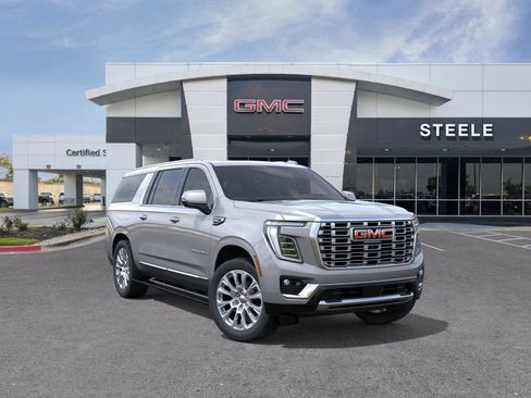 New 2026 GMC Yukon XL Denali w/ Denali Reserve Package AWD/4WD image 1