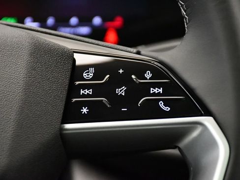 Certified 2025 Audi Q5 Premium w/ Convenience Package image 21