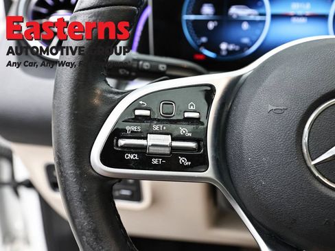 Used 2021 Mercedes-Benz GLB 250 4MATIC image 19
