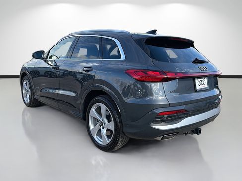 Certified 2025 Audi Q5 Prestige AWD/4WD image 5