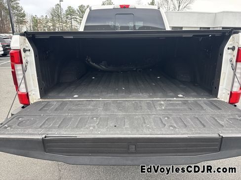 Used 2017 Ford F250 Platinum w/ Platinum Ultimate Package image 23