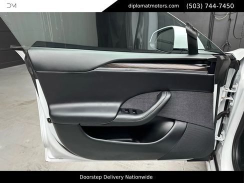 Used 2023 Tesla Model S Standard Range image 24