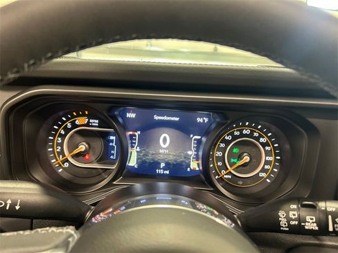 New 2025 Jeep Wrangler Sahara w/ Technology Group image 21