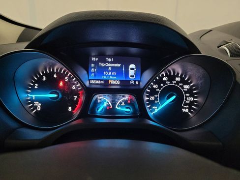 Used 2018 Ford Escape SE w/ SE Sync 3 Package FWD image 23