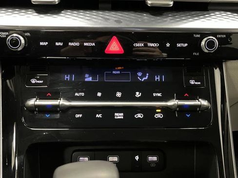 Certified 2024 Kia Carnival SX Prestige image 20