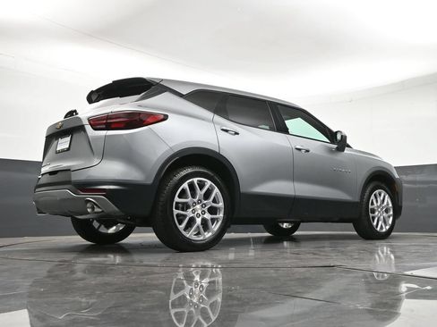 Certified 2023 Chevrolet Blazer LT AWD/4WD image 28