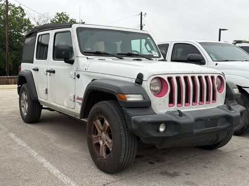 Used 2021 Jeep Wrangler Unlimited Sport AWD/4WD image 3