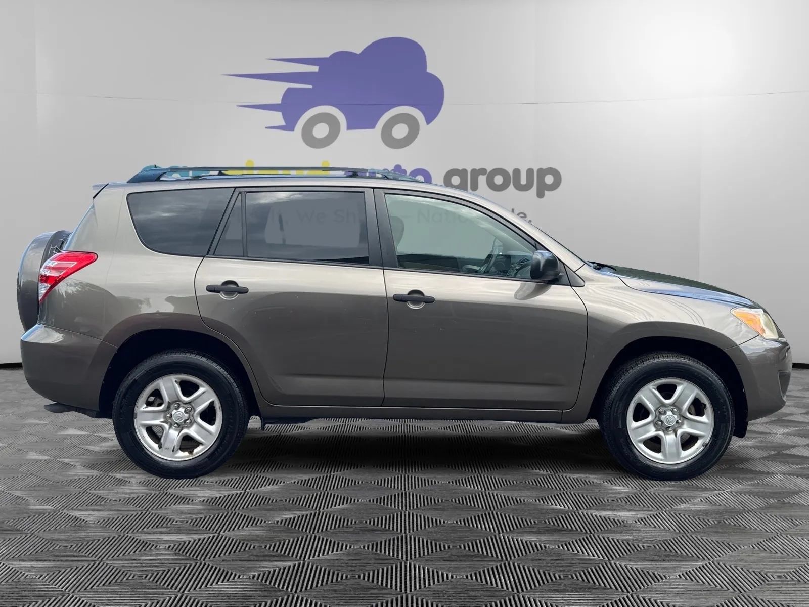 Used 2011 Toyota RAV4 4WD w/ Base L4 Extra Value Pkg image 6
