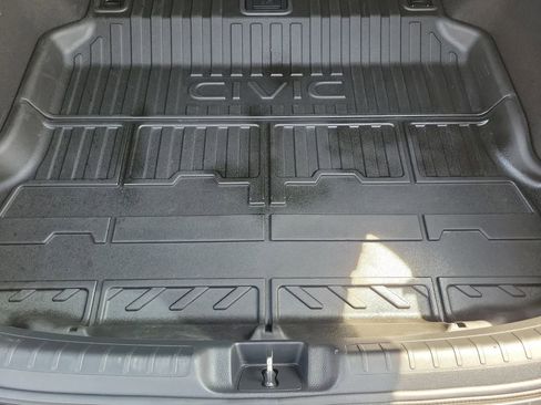 Used 2024 Honda Civic Sport image 9