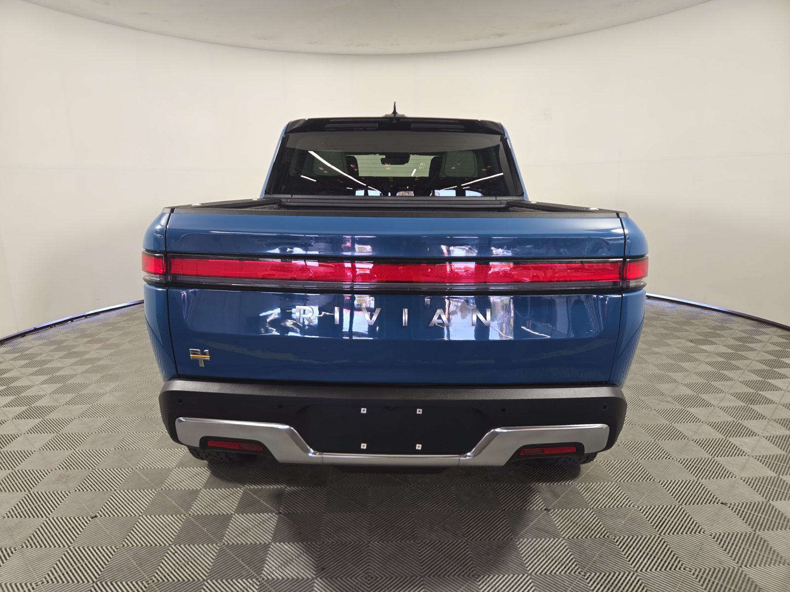 Used 2022 Rivian R1T Launch Edition AWD/4WD image 4