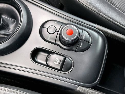 Used 2021 MINI Cooper Countryman image 24