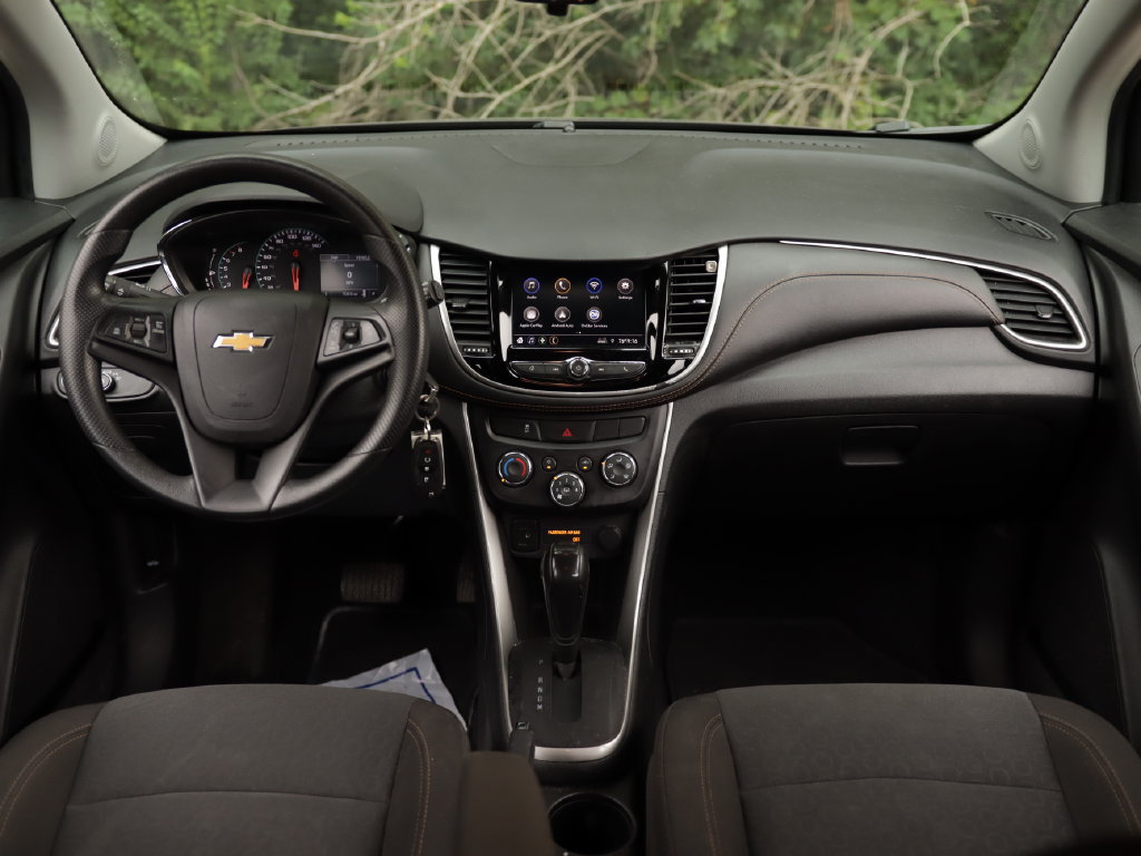 Used 2021 Chevrolet Trax LS w/ Tint and Cruise Package FWD image 17