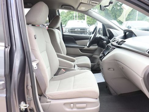Used 2016 Honda Odyssey SE image 33