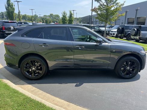 Used 2026 Jaguar F-PACE R-Dynamic S AWD/4WD image 8