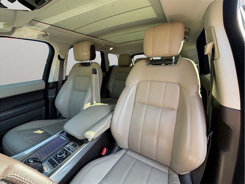 Used 2019 Land Rover Range Rover Sport HSE AWD/4WD image 15