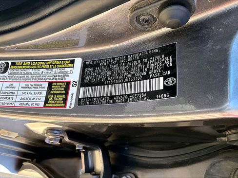 Used 2018 Toyota Camry SE FWD image 32