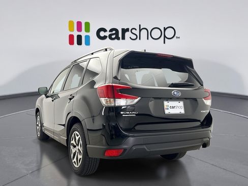 Used 2023 Subaru Forester Premium AWD/4WD image 3