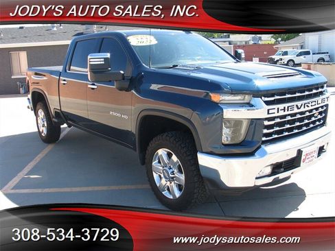 Used 2022 Chevrolet Silverado 2500 LTZ w/ LTZ Premium Package AWD/4WD image 1