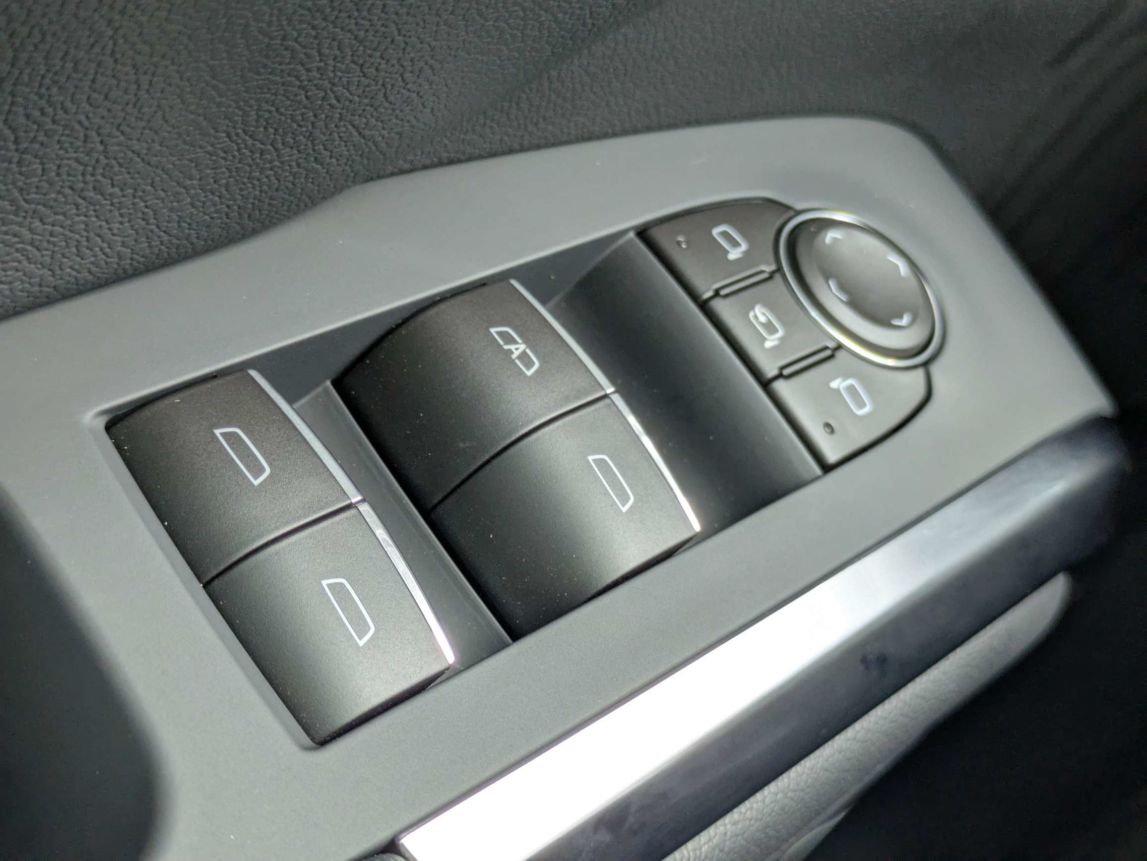 New 2026 Chevrolet Traverse RS FWD image 16