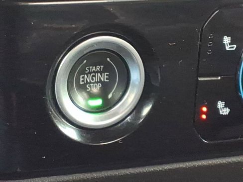 Used 2022 GMC Sierra 1500 Elevation image 11