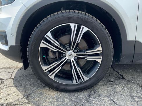 Used 2020 Volvo XC40 T5 Inscription image 24