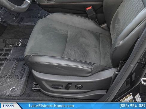 Used 2023 Nissan Ariya FWD image 15