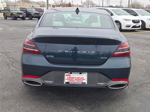 Used 2025 Genesis G70 2.5T AWD/4WD image 15