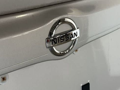 Used 2012 Nissan Versa SV image 21