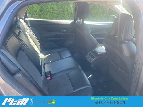 Used 2023 Nissan Ariya AWD image 44