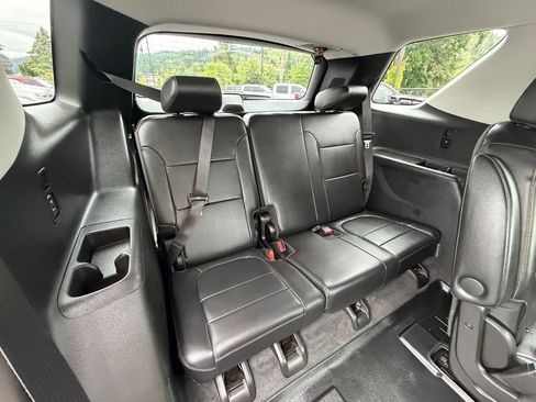 Used 2019 Chevrolet Traverse RS AWD/4WD image 33