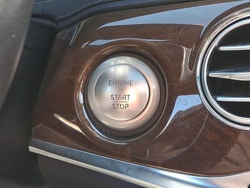 Used 2014 Mercedes-Benz S 550 Sedan image 28
