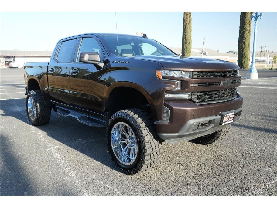 Used 2019 Chevrolet Silverado 1500 LT w/ Convenience Package AWD/4WD image 7