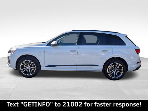Certified 2025 Audi Q7 2.0T Premium w/ Convenience Plus Package image 6