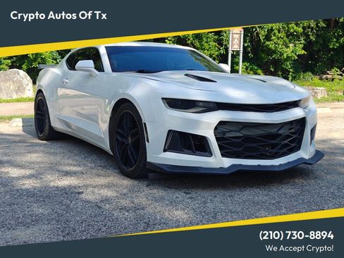 Used 2016 Chevrolet Camaro SS RWD image 1