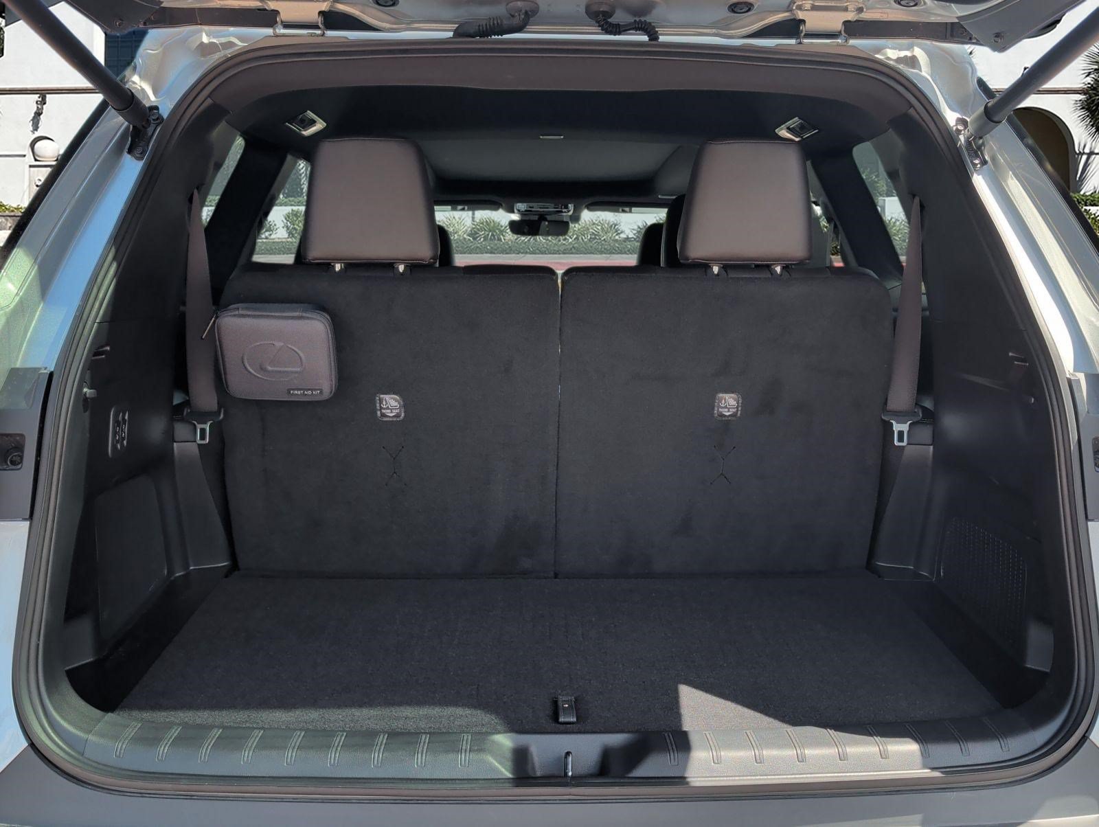 Certified 2024 Lexus TX 350 FWD w/ Captains Chair Package image 28