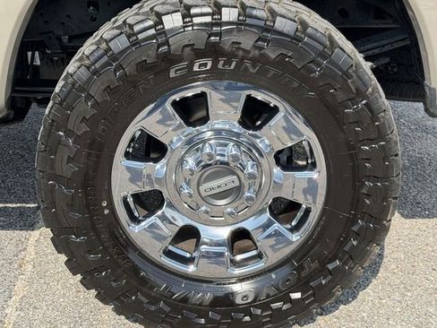 Used 2026 Ford F250 Lariat w/ FX4 Off-Road Package AWD/4WD image 16