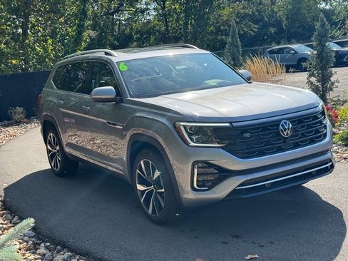New 2026 Volkswagen Atlas SEL Premium R-Line AWD/4WD image 7